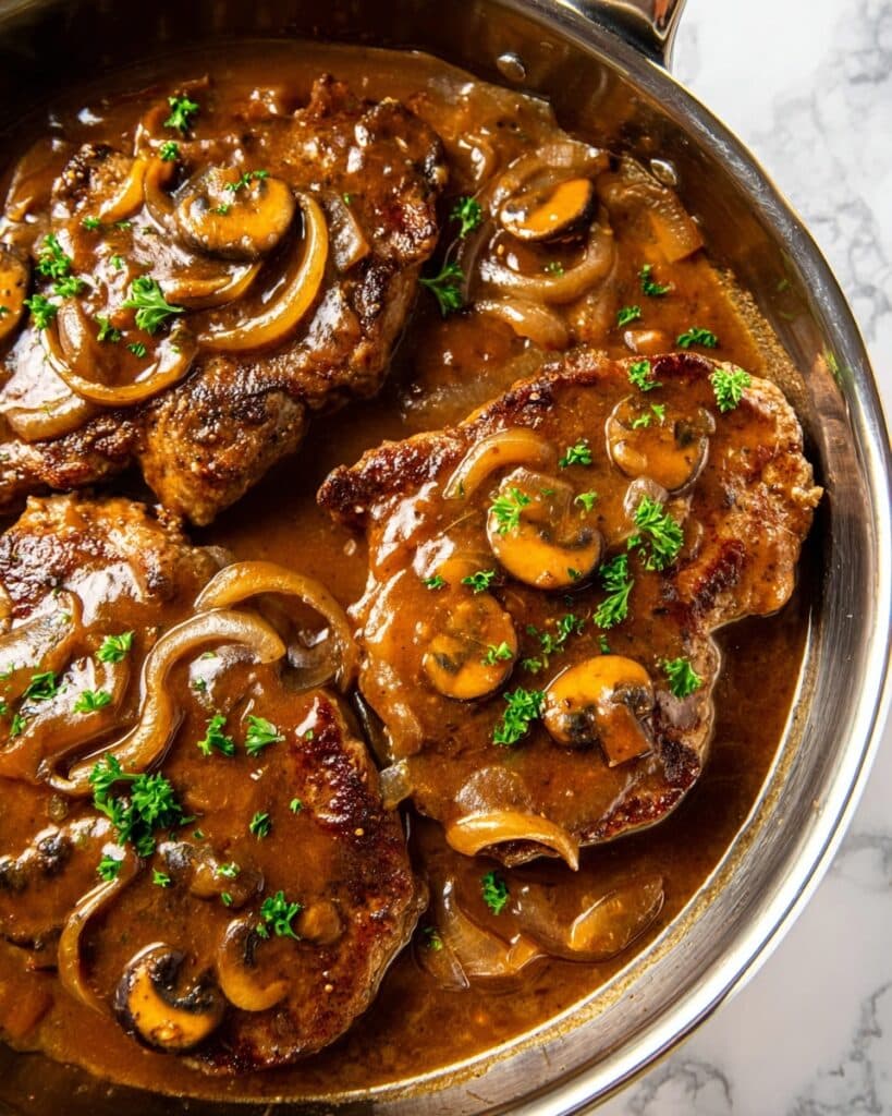 Creamy Mushroom Onion Cube Steak Gravy Recipe