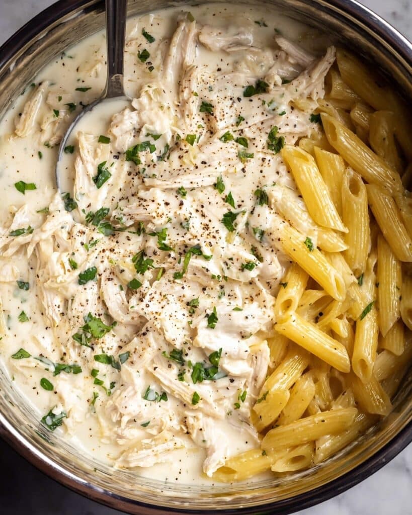 The BEST Crockpot Chicken Alfredo Recipe