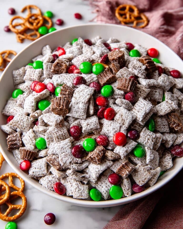 Reindeer Food Recipe (Christmas Puppy Chow) Recipe